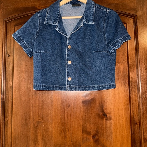 Miou Muse Tops - Casual Blue Denim Button-Up Crop Top